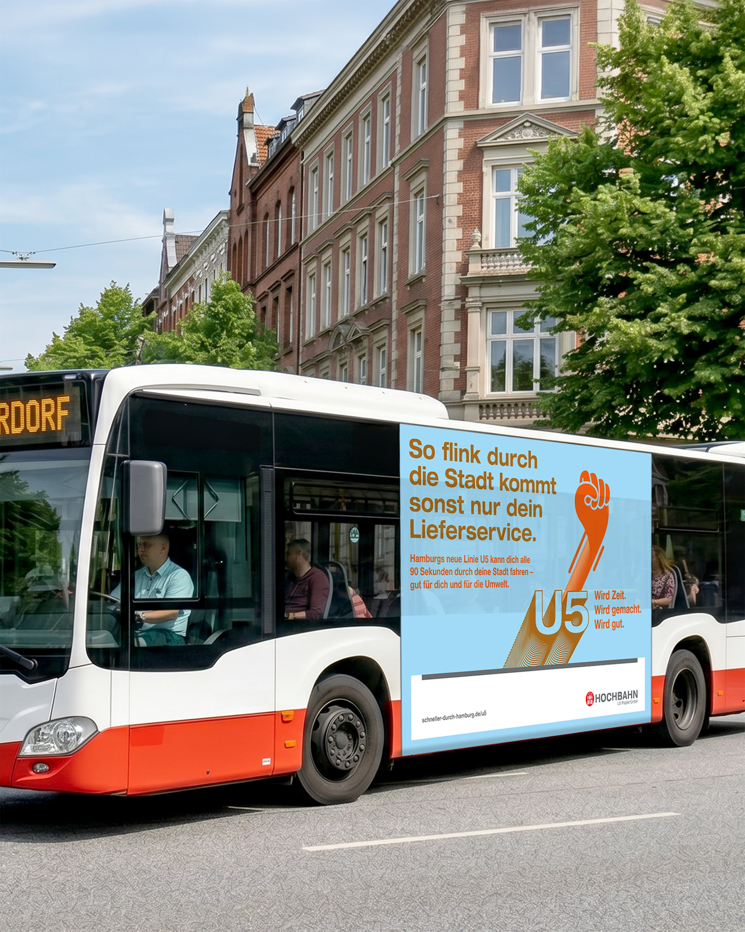 Hochbahn U5-Kampagne Buswerbung &bdquo;So flink durch die Stadt kommt sonst nur dein Lieferservice&ldquo;