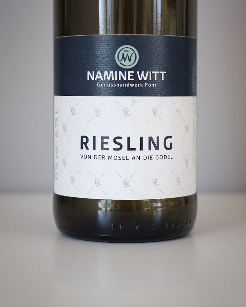 Namine Witt Riesling